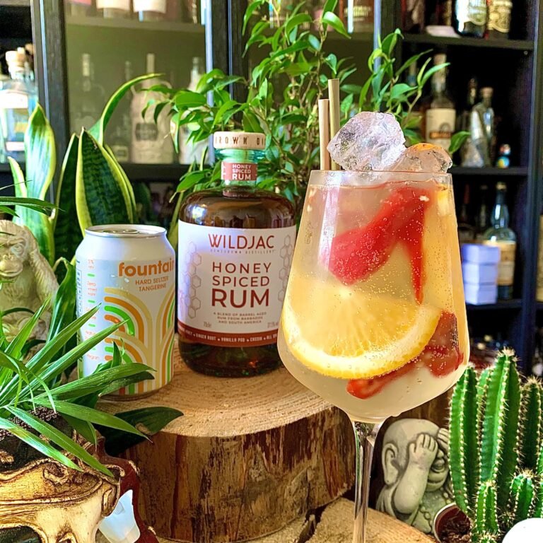 Chilli and Tangerine Spritx RUm Cocktail